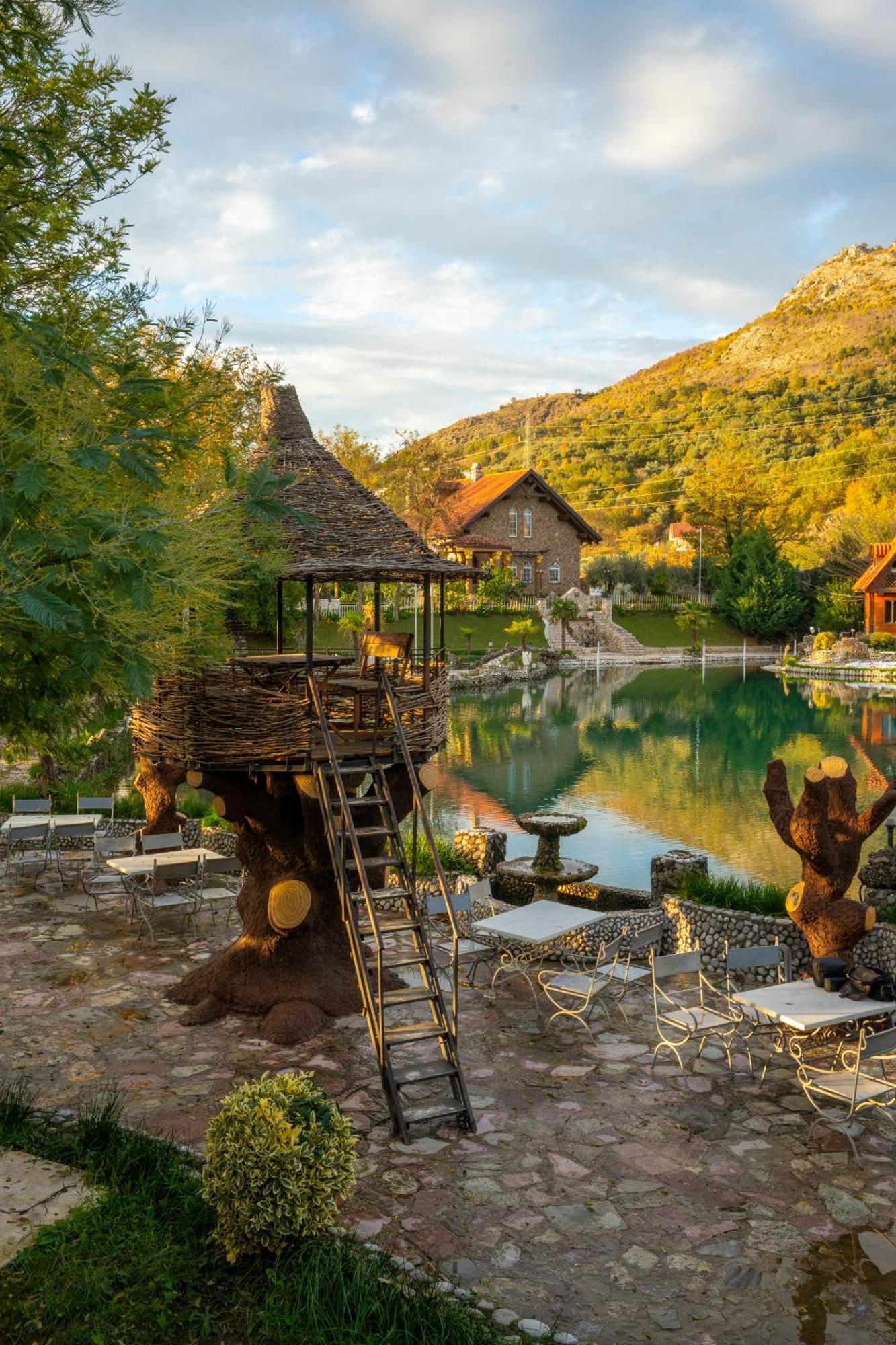 Kompleksi Turistik Dea Mjede Exterior photo